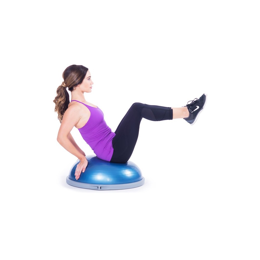 esercizio sport equilibrio su bosu balance trainer